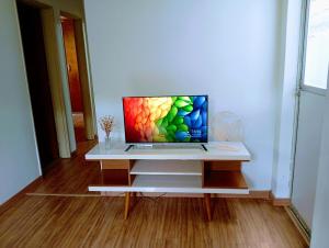 APARTAMENTO INTEIRO, TERREO, COM AREA PRIVATIVA A 300m DA ARENA MRV E 10 MINUTOS EXPOMINAS