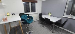 Modern Cosy 2-Bed in Newport -Easy M4 to Cardiff