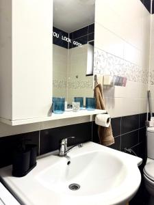 Garsoniera moderna, spatioasa, Complex Ferval