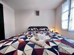 MAISON MODERNA-8 personnes-WiFi-Centre ville