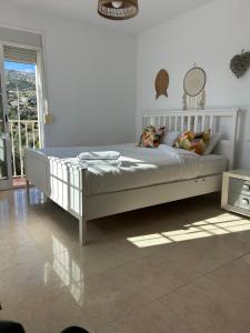 Villa FAMARA CASA EN MALAGA CERCA DE PLAYA Y AEROPUERTO HASTA 10 PERSONAS CON PISCINA PRIVADA