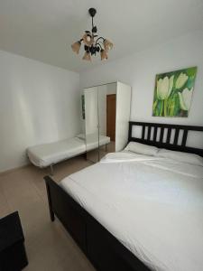 Villa FAMARA CASA EN MALAGA CERCA DE PLAYA Y AEROPUERTO HASTA 10 PERSONAS CON PISCINA PRIVADA
