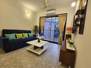 Serene 1BHK Getaway Apartment in Candolim Goa with Pool, Balcony & Kitchen