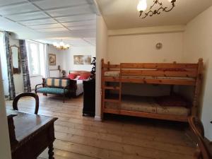 A la Grenouille du Jura - Chambres dHôtes de Charme Oyonnax Nantua