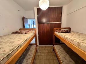 Amplio Departamento en Pleno Corazón de Mar de Ajo 2 Dormitorios a una cuadra de la Playa y a 2 de la Peatonal