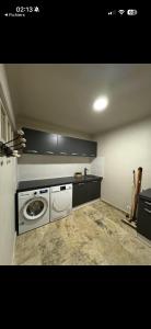 Maison ou chambres a louer place de LEsplan