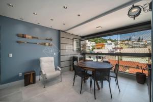 Apartamento de Alto Padrão com Rooftop 3 quartos na Praia Bombinhas com excelente localização