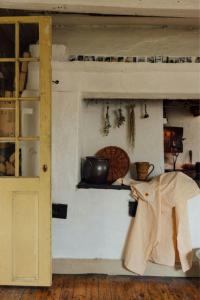 Historic Blacksmith House From 1740 In Bennebols Bruk