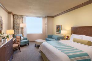 King Room - Bayou view room in Moody Gardens Hotel Spa and Convention Center