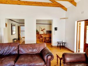 Karoo Farm Homestead Stay near Beaufort-Wes at Tamboershoek