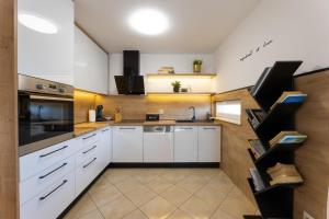 Beautiful Holiday Home "Villa Luka"