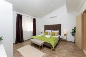 Beautiful Holiday Home "Villa Luka"