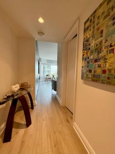 Elegant and Charm Superior Suite Yorkville Toronto