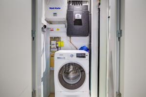 Oxford Street Boulevard Residence