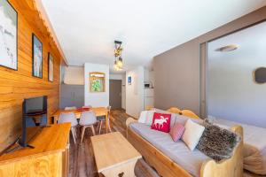 Appartement 6 pers - Proche des pistes - Balcon et parking - Vue montagne - La Foux d Allos