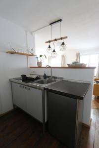 Charming Old Town Apartment - Central and Cozy