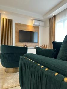 Aurora Premium Cosmopolis