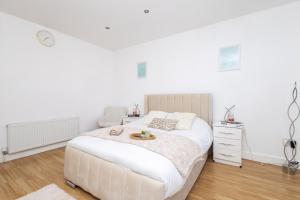 Cliffton House, Sleeps 5, Parking,Netflix, WiFi, Only 6 min to City