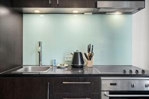 Stylish Central Studio with Gym