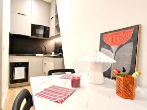 Cozy Latin Quarter Stay near the Seine & Metro & For 4 N6-10