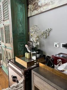 2BR Penthouse - Modern Luxury