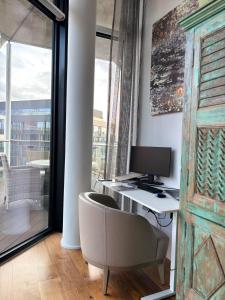 2BR Penthouse - Modern Luxury