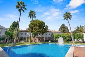 Large apartment in Puebla Lucia