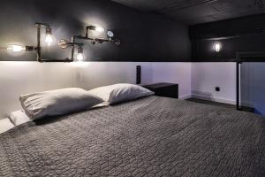 Prymasa Tysiaclecia 83A LOFT APT By Perfect Apart