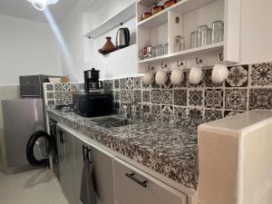 Calm Apartment, 10 min To Beach & Medina