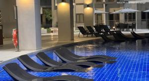 Cozy Family and Group-Friendly Private 2 Bedroom with Coffee Bar and Fast Wifi at S Residences Mall of Asia