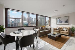 City Escape with Spa Access in Darlinghurst