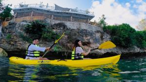 Sacaan Tropical Breeze Resort