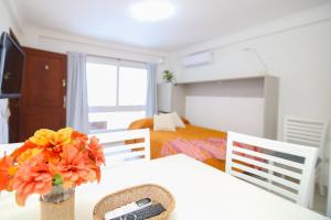 Monoambiente Hipólito Irigoyen con cochera - Santa Fe