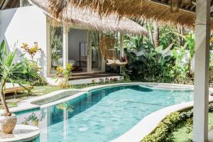 Ubud Tropical Paradise - Villa Bambu Blue