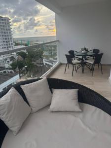 Beach Veronica Luxury Ocean View Apartment