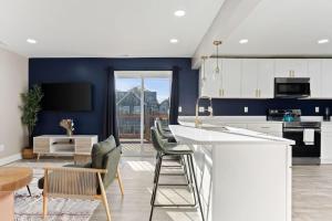 Chic Boho Retreat Near Downtown