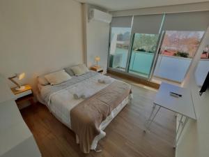 Con pileta cerca de river en las alturas