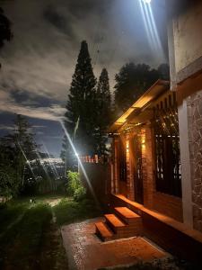 Los Pinos Casa de Campo