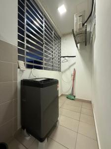 New Cozy 3BR 4Bath Spacious Centra Residences at Dato ONN With Pool Gym Balcony