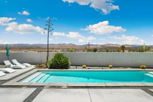 Aria by The CoHost Company