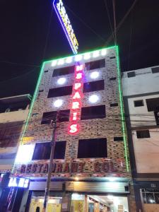 Hostal Paris 3 Visita Lima con excelente ubicación, wifi gratis y vistas en