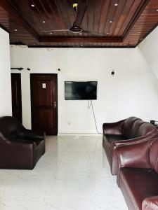 Silvas Residence