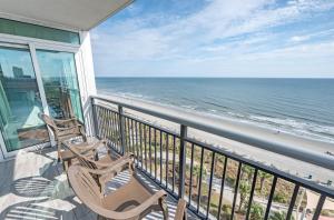 2BR with Pools, Views, Direct Oceanfront, Bay View
