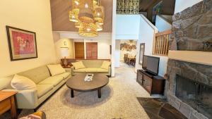 Meadow House 42 condo