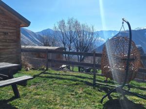 Chalet PMR avec Terrasse à Saint-Sorlin-dArves - API-1-52-348
