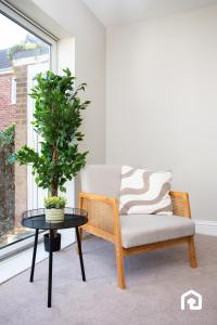 Vacant Nests The Wynd Spacious Home Parking