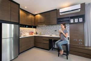 Tropical Kamala Hill View 1 BR CTG P407