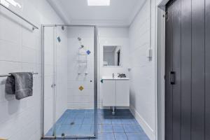 Airlie Sun & Sand Accommodation #6