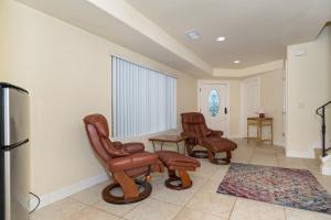 Oceanview Beach Home - 209W
