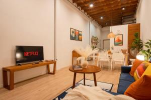 Soulful Stay-Hidden Thai-Mediterranean Retreat.